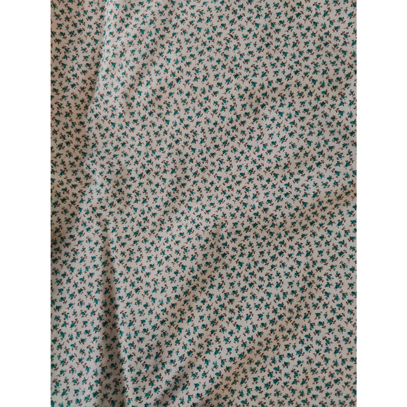 11.5 yards of Floral Crafting Fabric 3 Patterns - Picture 3 of 5